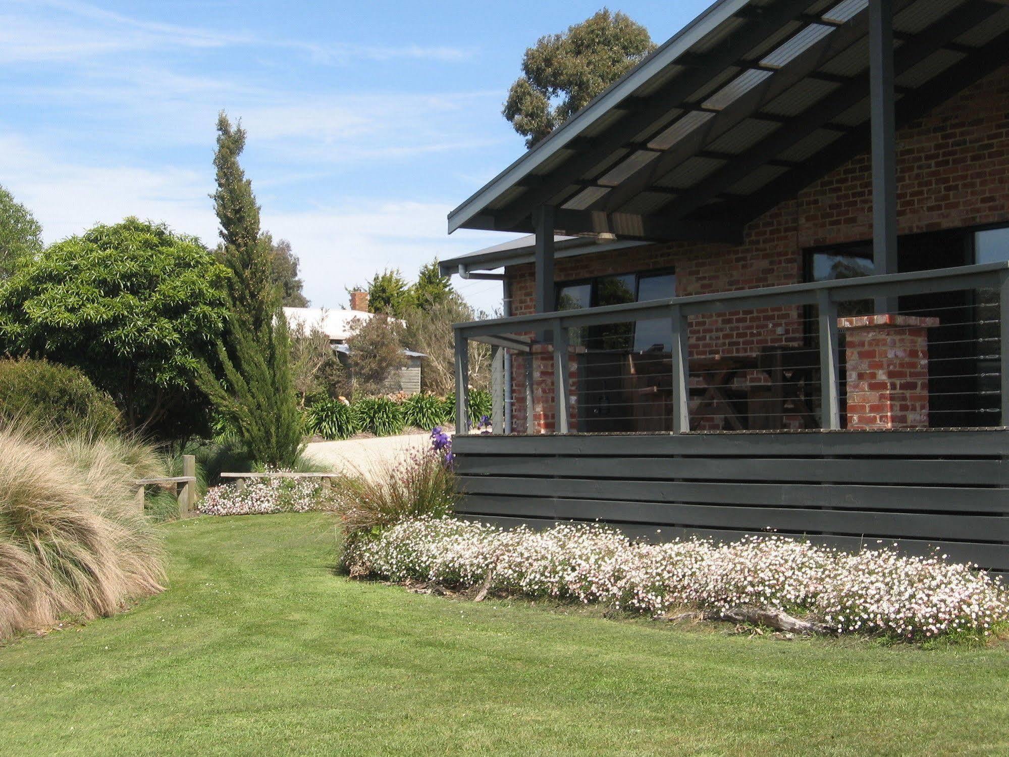 Prom Coast Lodge *